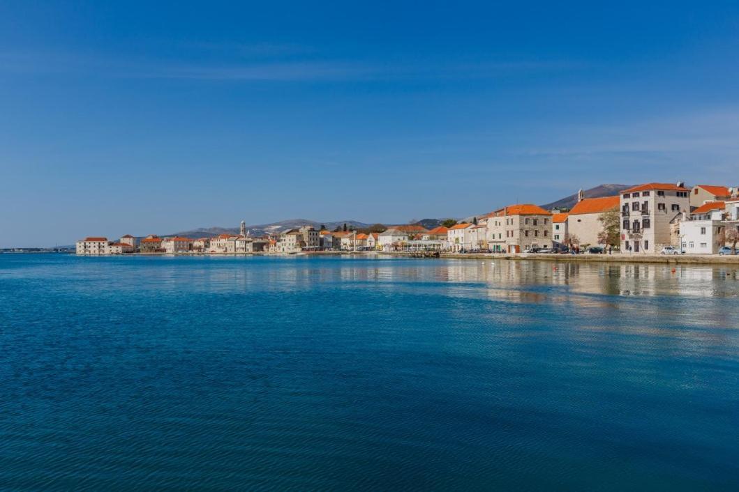 Apartment Tin Kaštela Exteriör bild